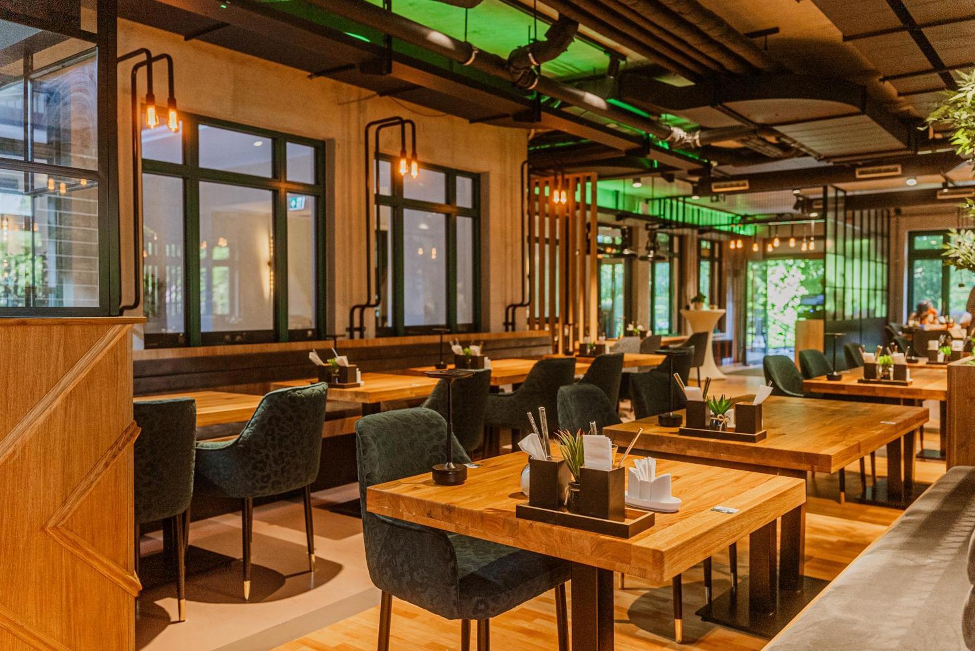 Hotel Cityhome Am Kurpark บาดซัลซูเฟลน ภายนอก รูปภาพ